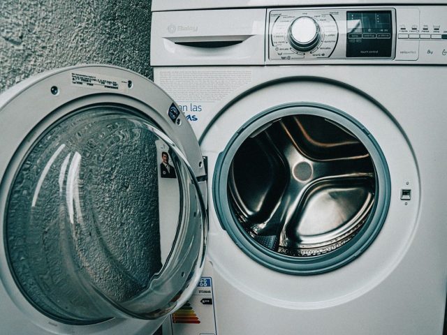 Bosch ou Whirlpool : quel lave-linge choisir ?
