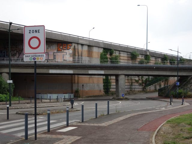 2026 : Préparez-vous à ces nouvelles vignettes obligatoires sur votre pare-brise !