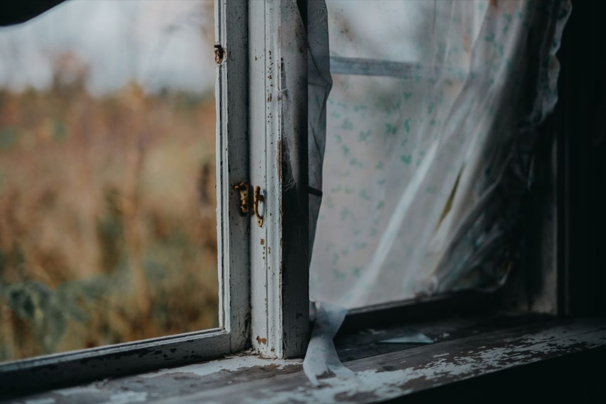 Astuces peu coûteuses pour mieux isoler ses fenêtres