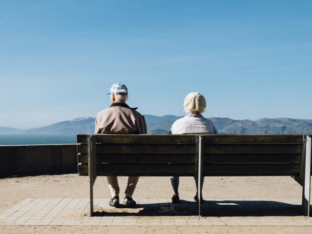 Quel seuil pour le gel des pensions de retraite en 2027 ? Découvrez-le ici