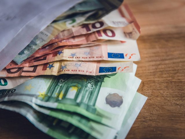 Retraits d&rsquo;argent en France : comment la nouvelle règle bancaire vous impacte